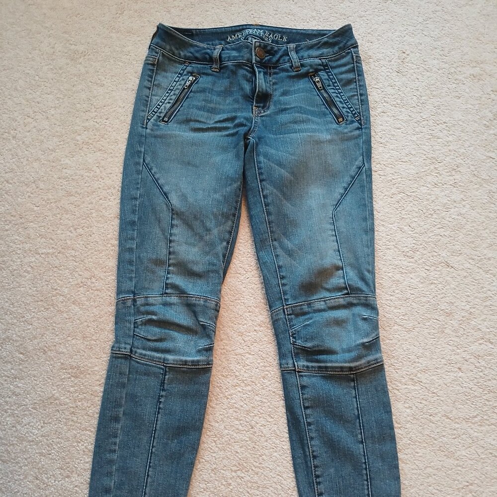 American Eagle Size 4 Jeggings